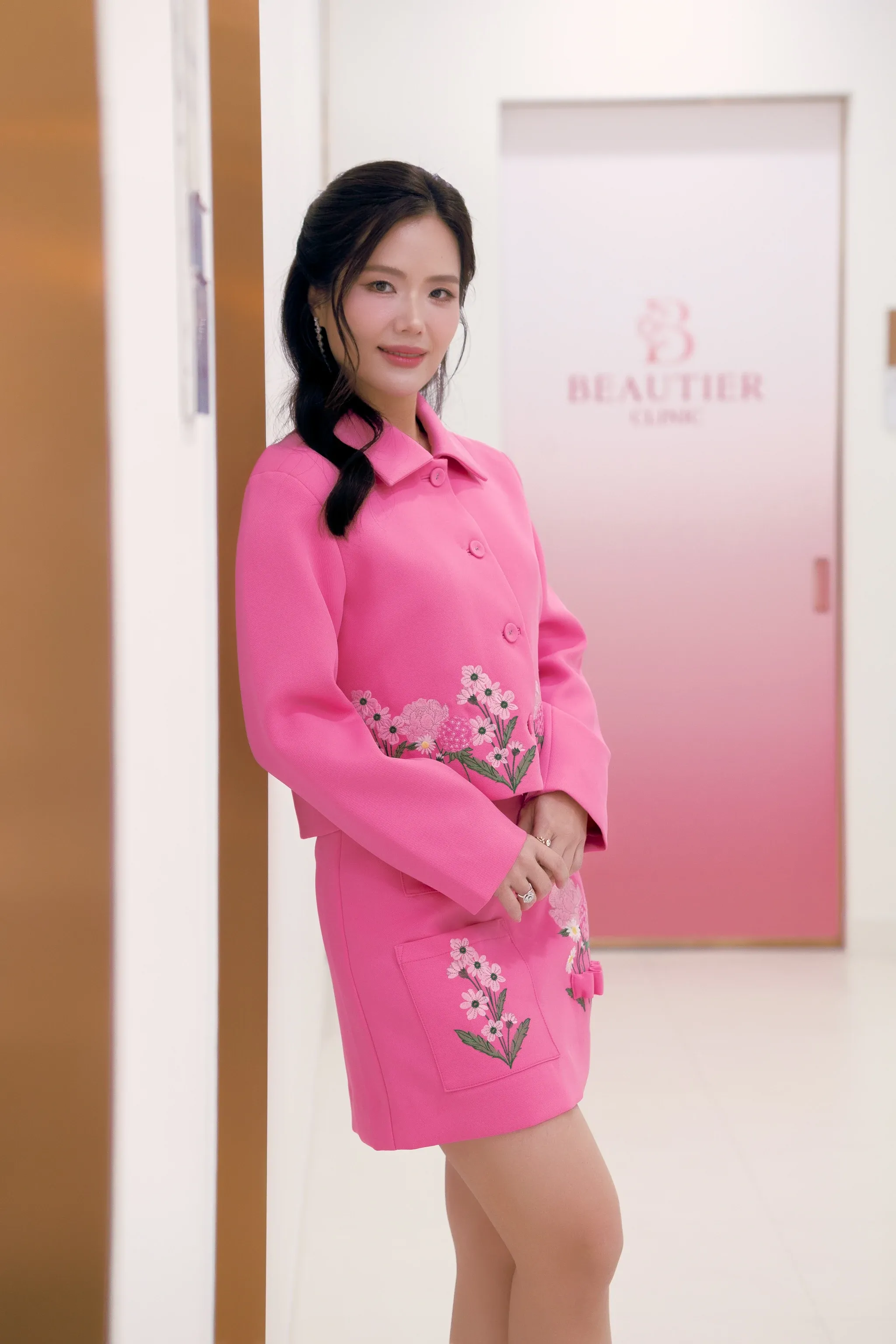 คุณลี่ สุริศา ชัยนำยนต์